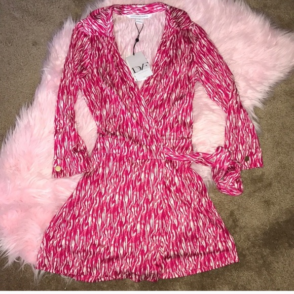 Diane Von Furstenberg Dresses & Skirts - Diane Von Furstenburg fierce stripe romper